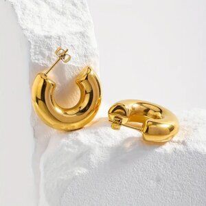 Gold Chunky Medium Tube Hoop Earrings